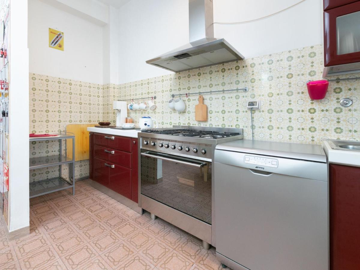 Flaminia Bright & Roomy Apartment Песаро Екстериор снимка